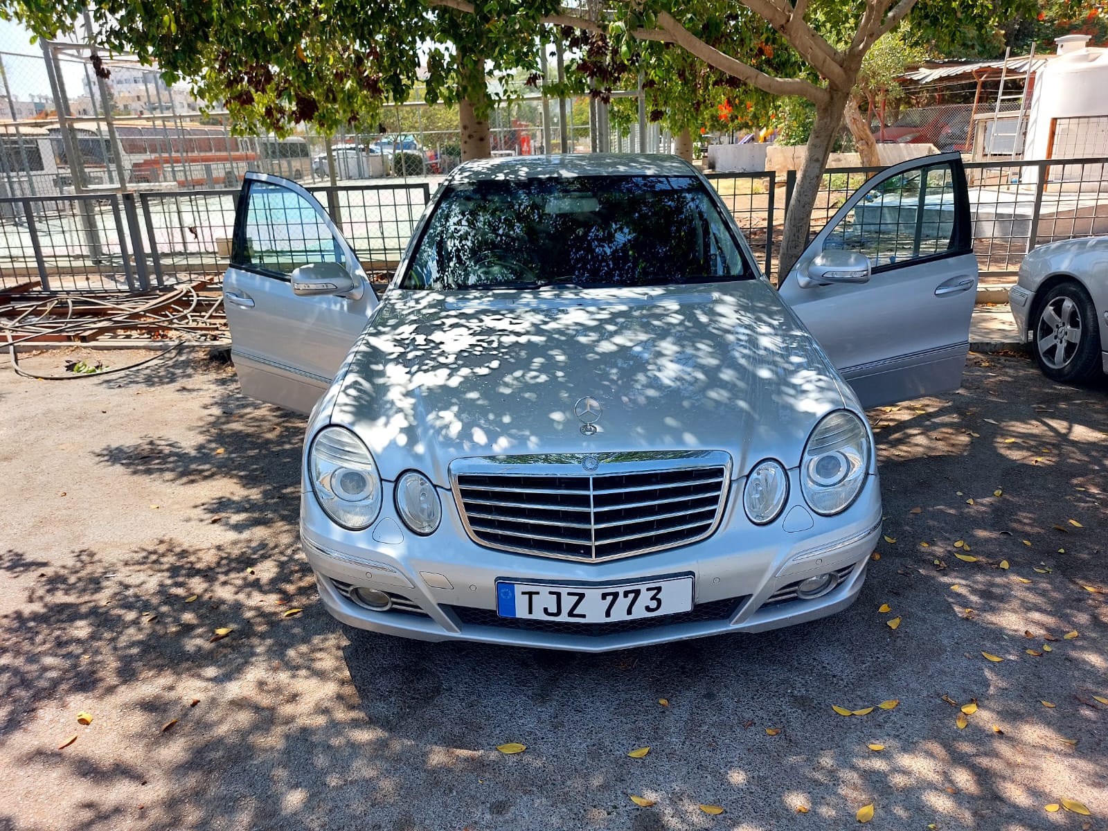 Ediz Taksi vehicle 2